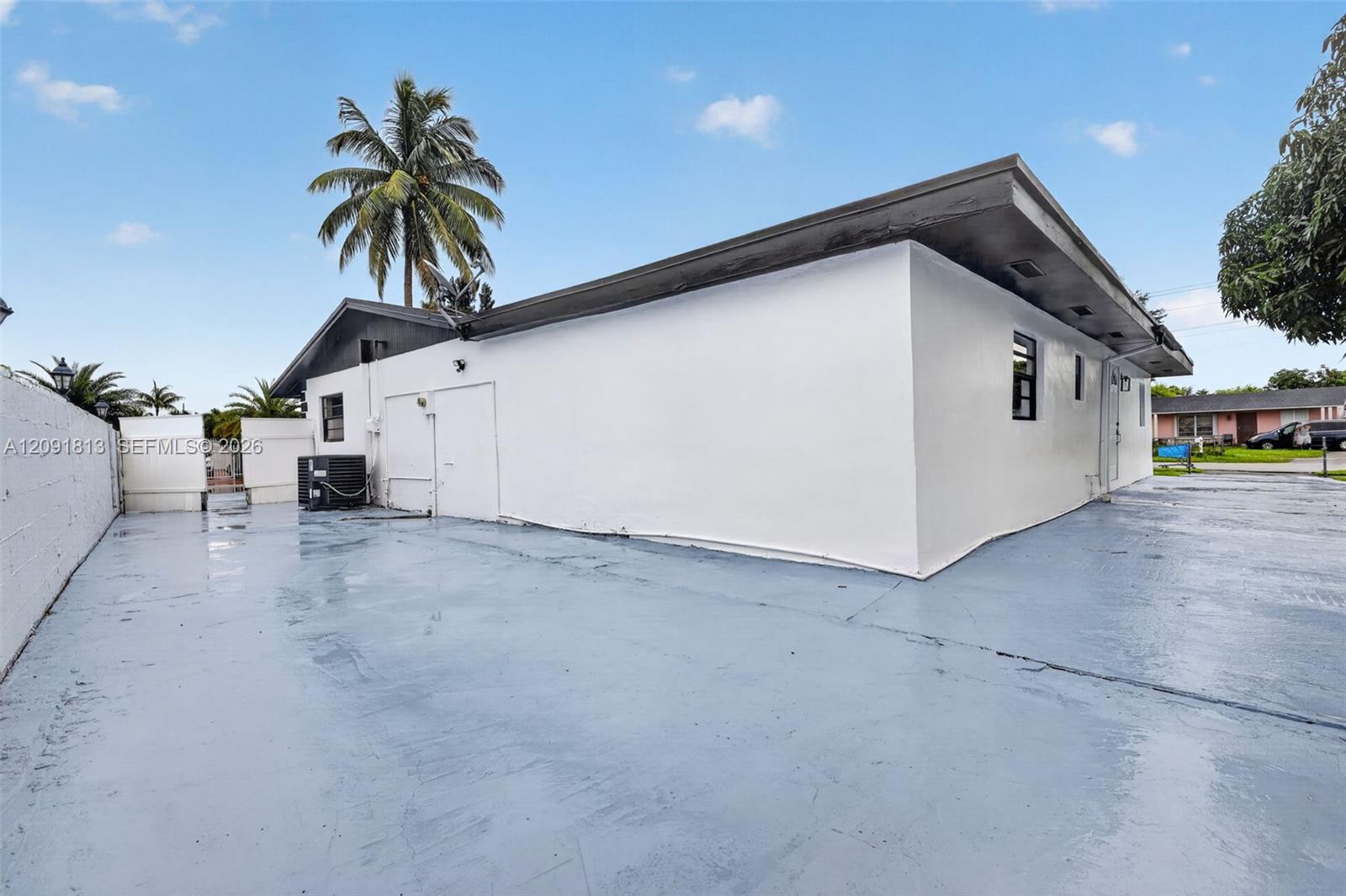 20352 NW 39th Ct