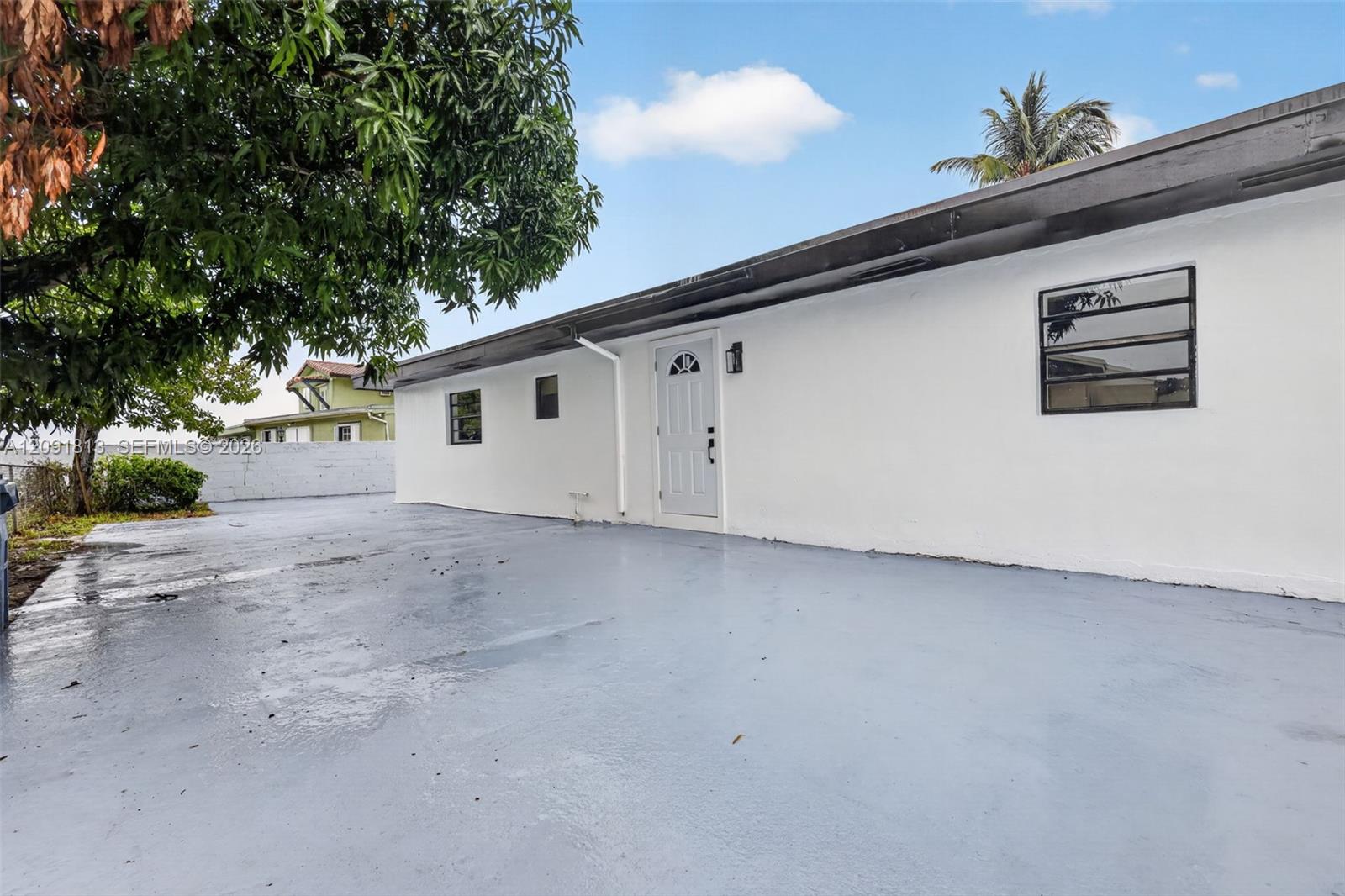 20352 NW 39th Ct