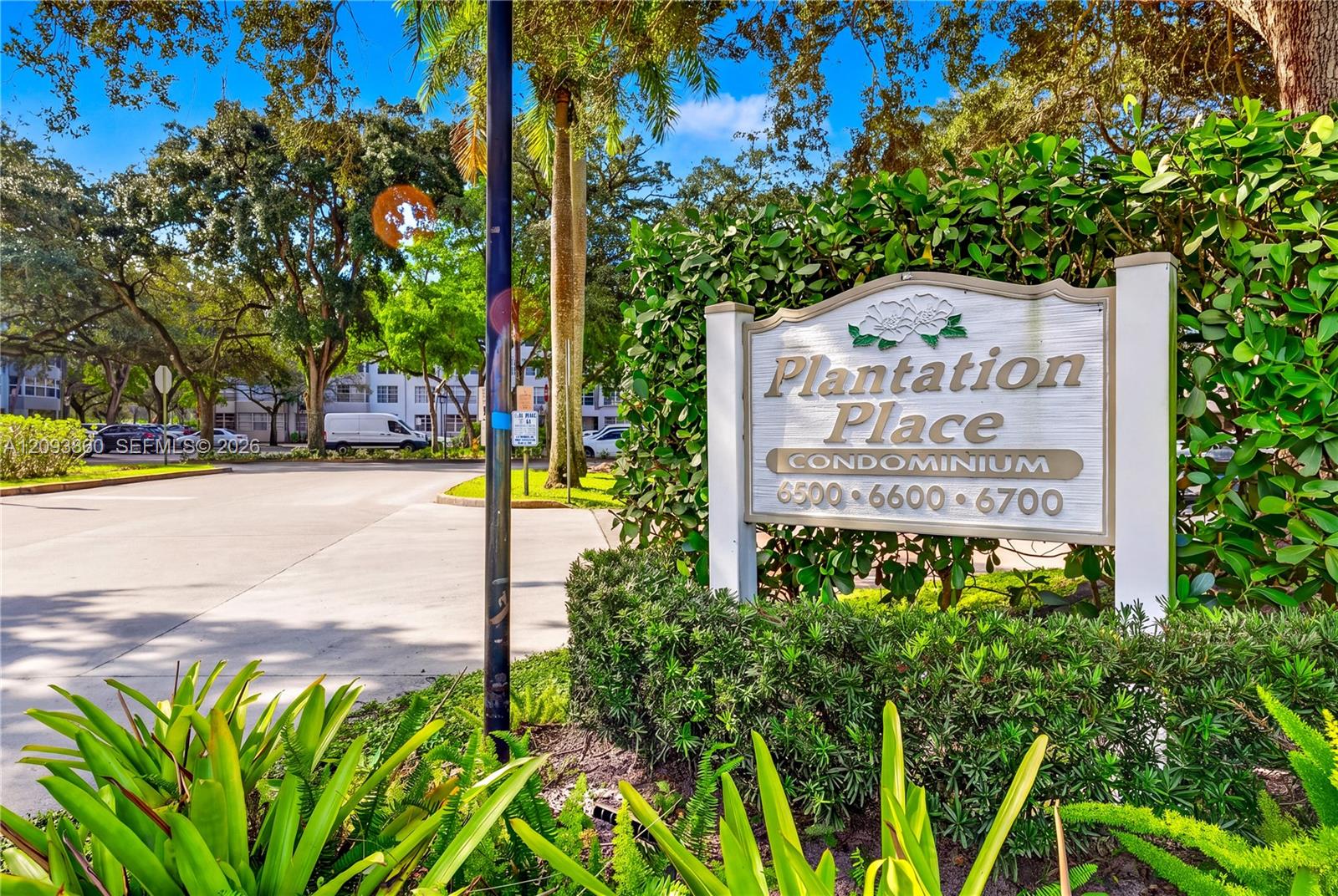 6600 Cypress Rd # 405