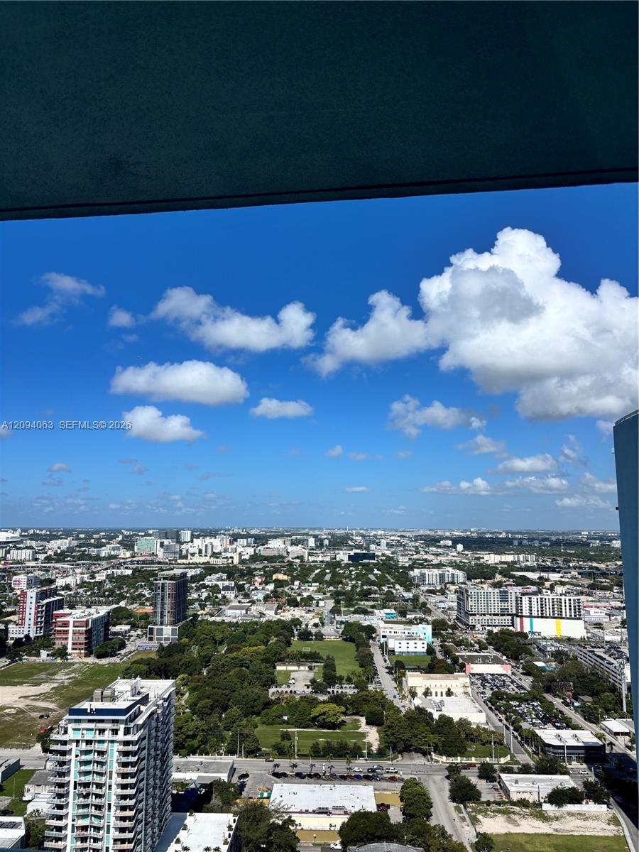 1900 N Bayshore Dr # 4011
