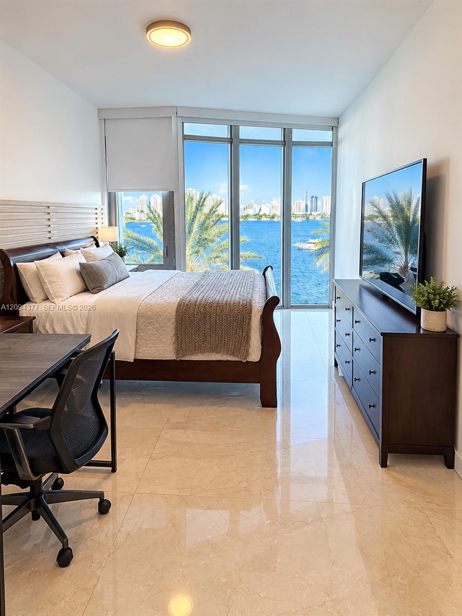 17301 Biscayne Blvd # 211