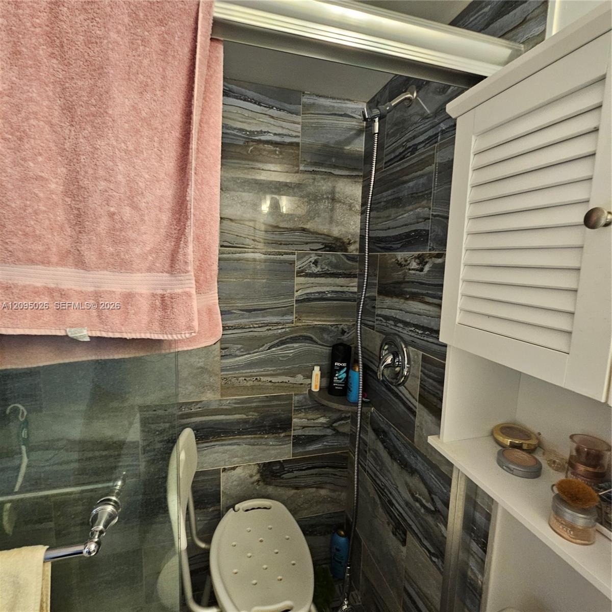 101 E Mcnab Rd # 204