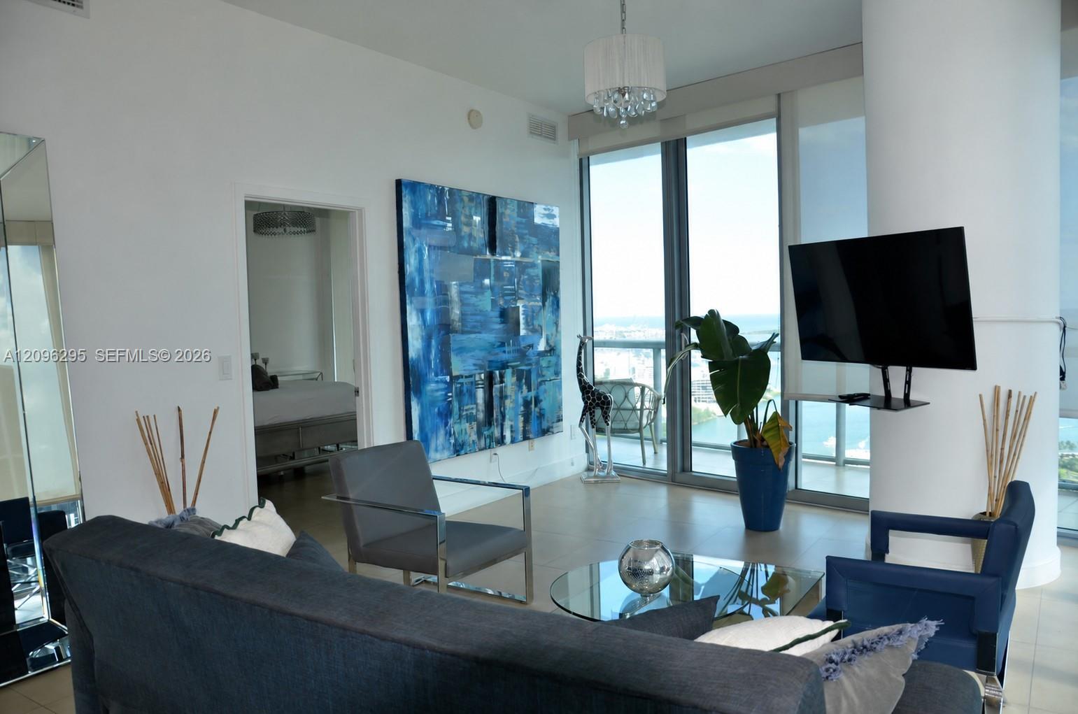 888 Biscayne Blvd # 4701