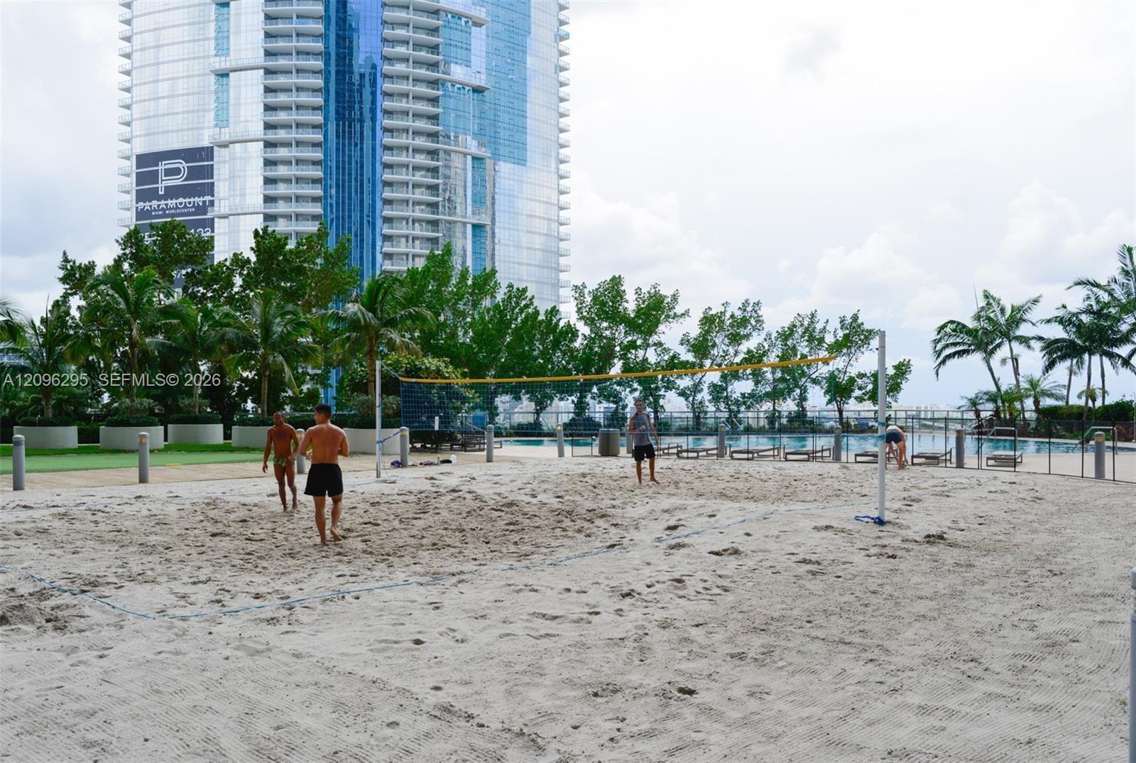 888 Biscayne Blvd # 4701
