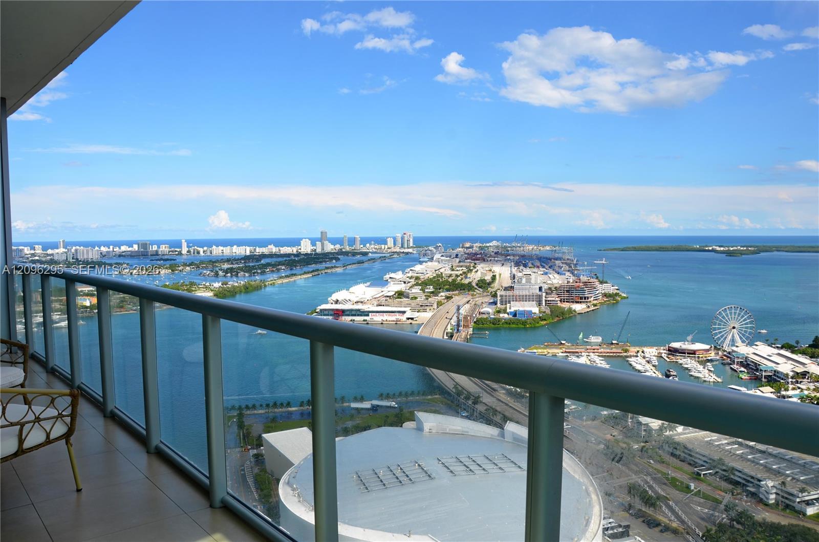 888 Biscayne Blvd # 4701