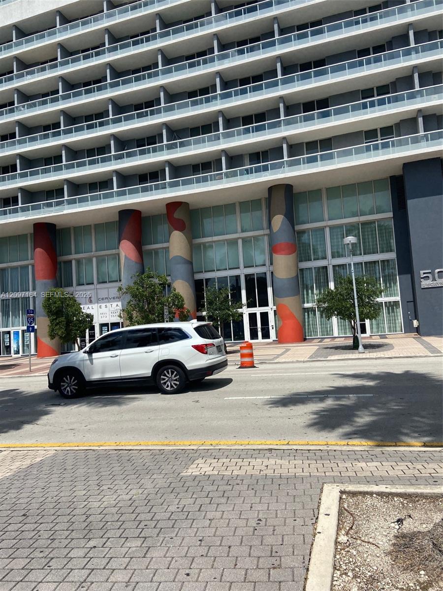 50 Biscayne Blvd # 2906