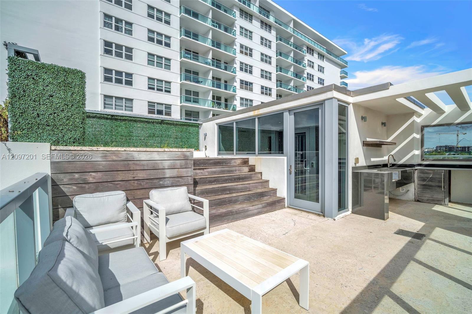 9501 Collins Ave # 1