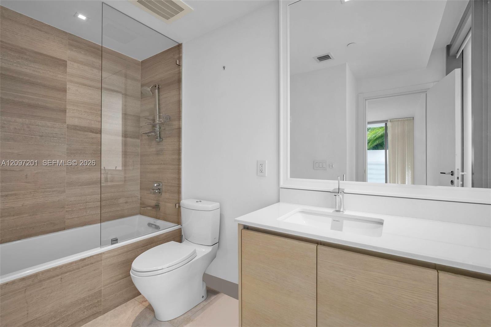 9501 Collins Ave # 1
