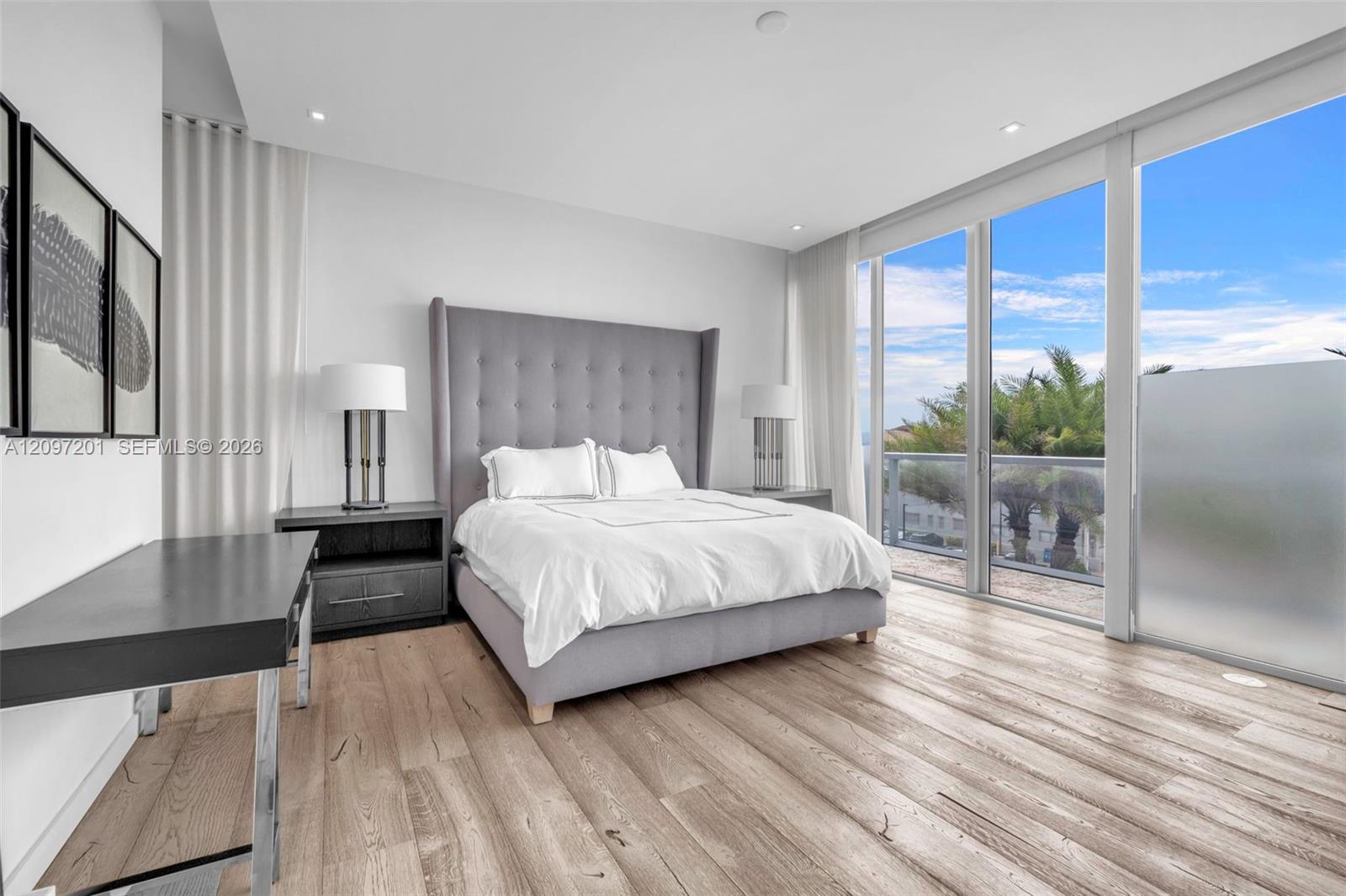 9501 Collins Ave # 1