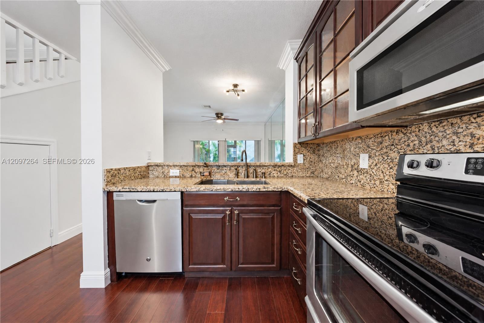 716 SW 122nd Ave