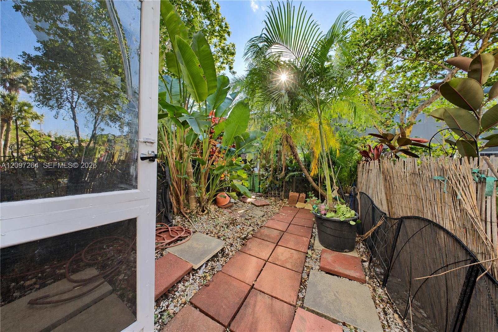 716 SW 122nd Ave