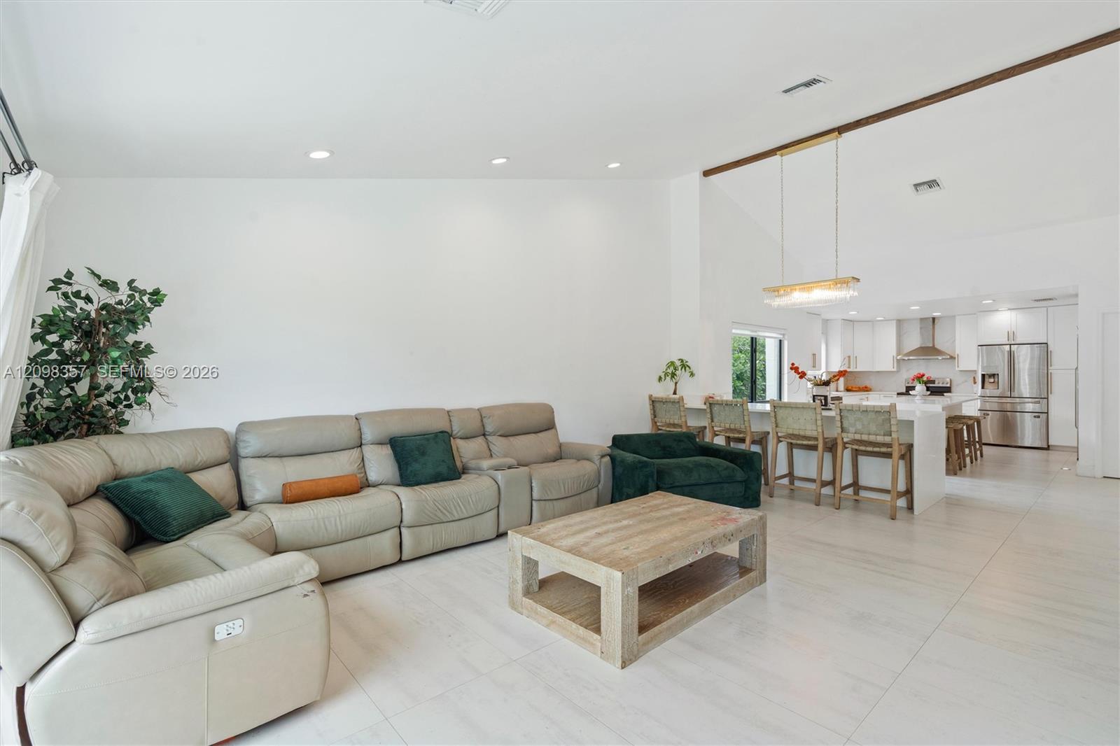 11020 NW 5th Ct