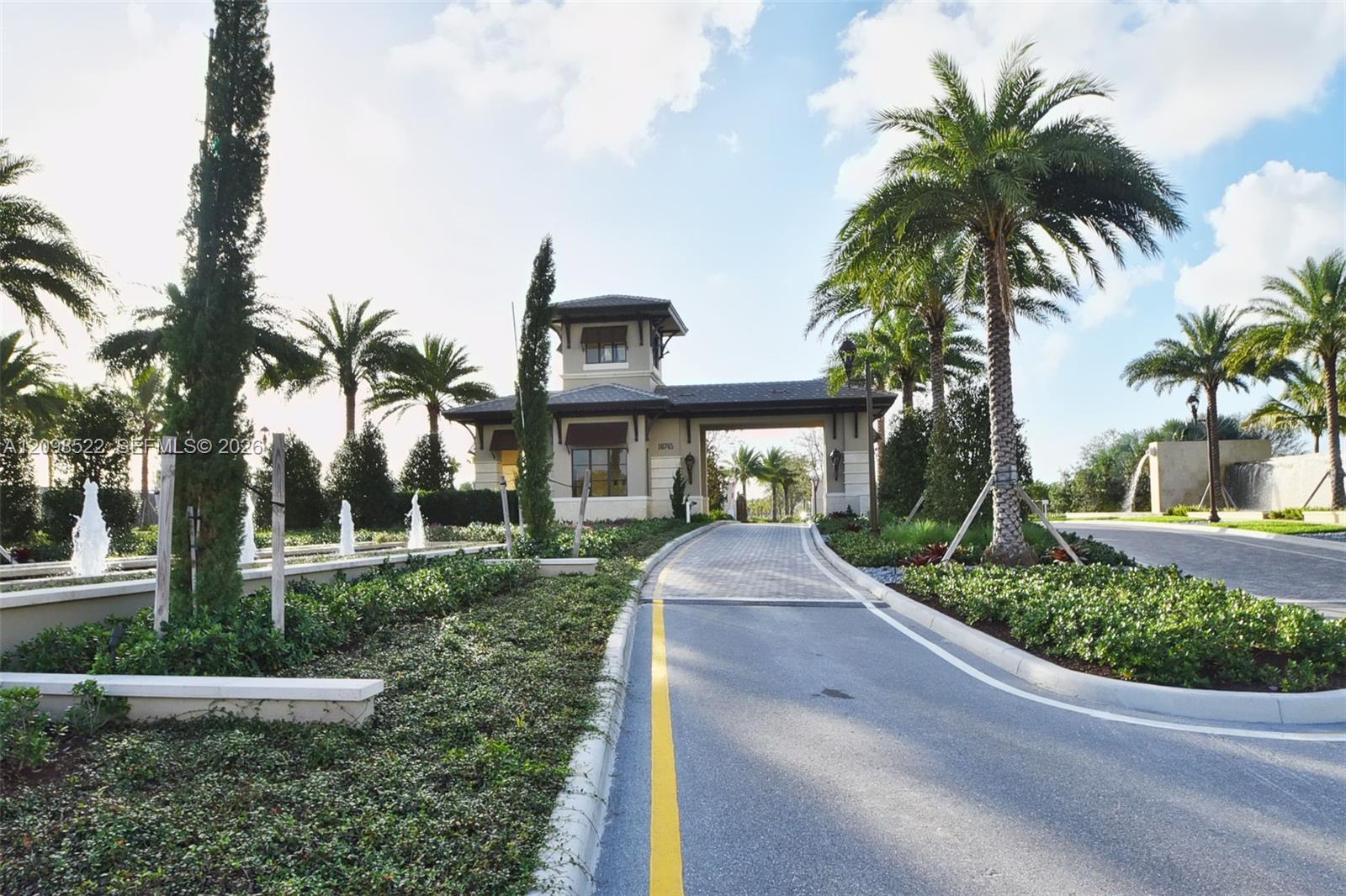 9331 Eden Roc Ct