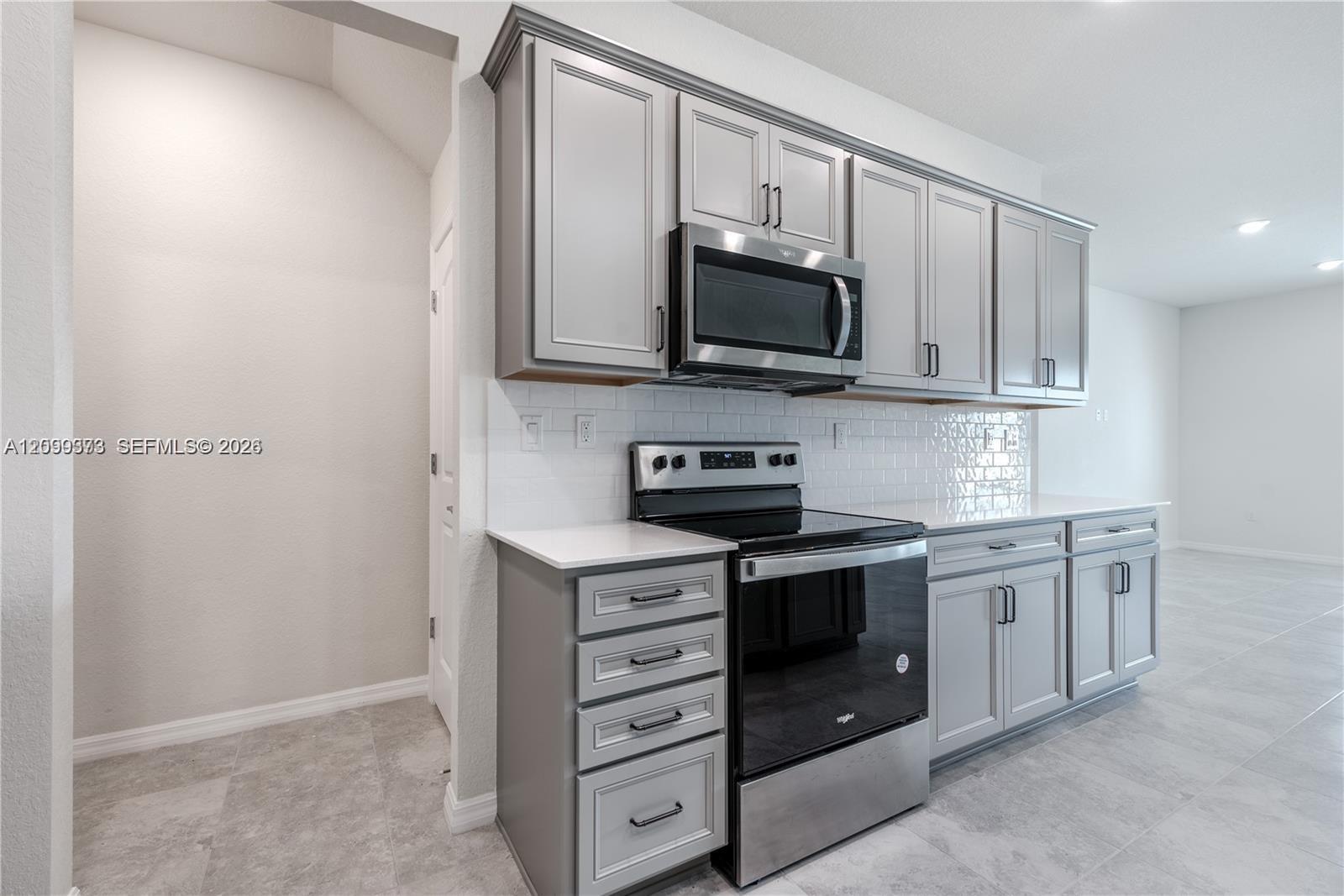2126 N Appleton Cir N # 2126