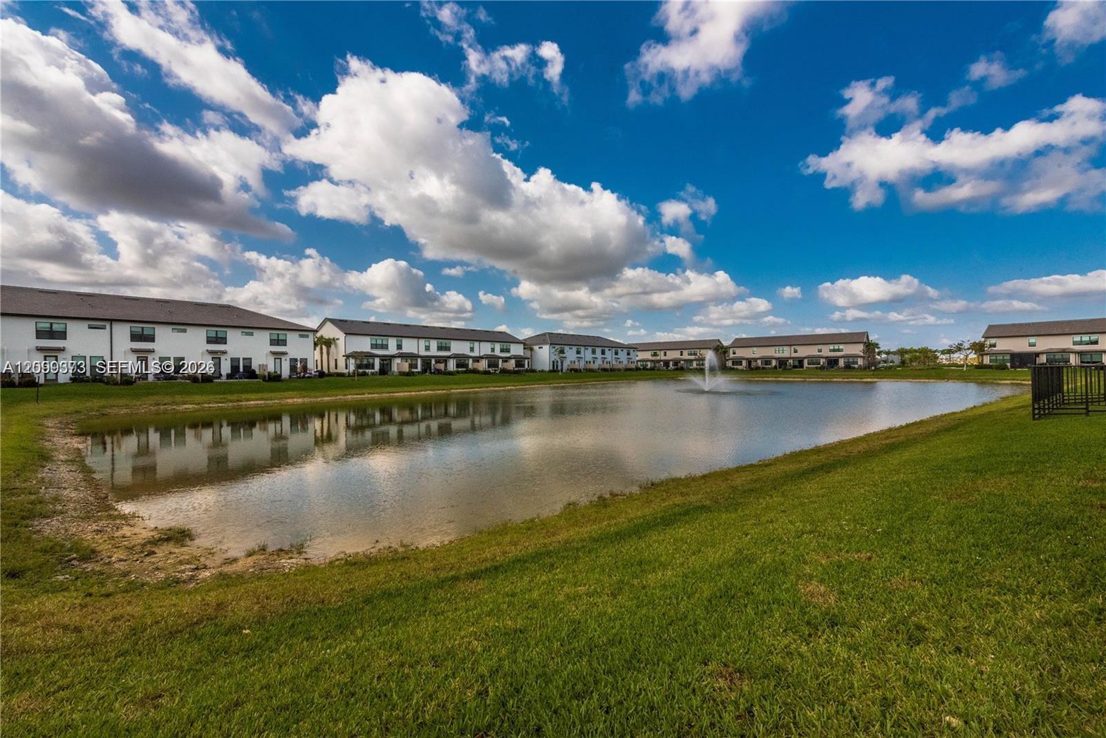 2126 N Appleton Cir N # 2126