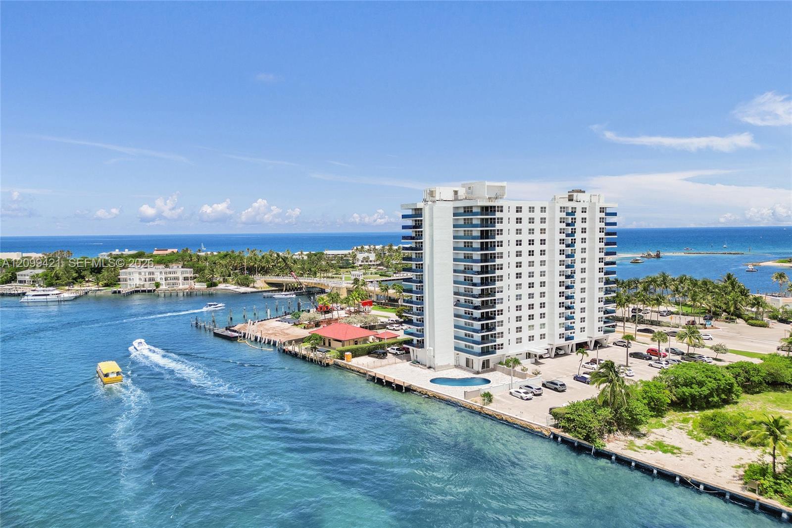 2639 N Riverside Dr # 203