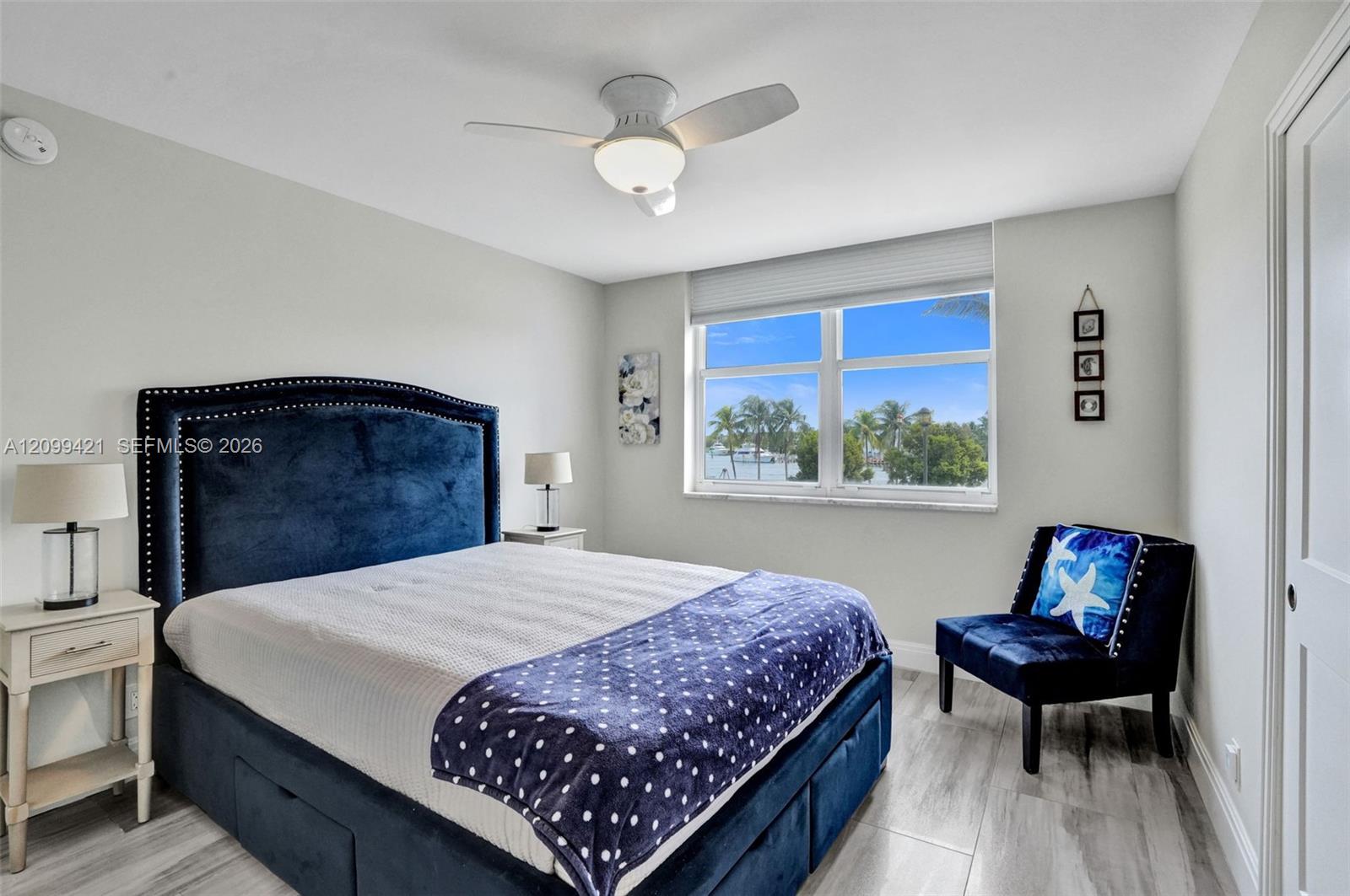 2639 N Riverside Dr # 203
