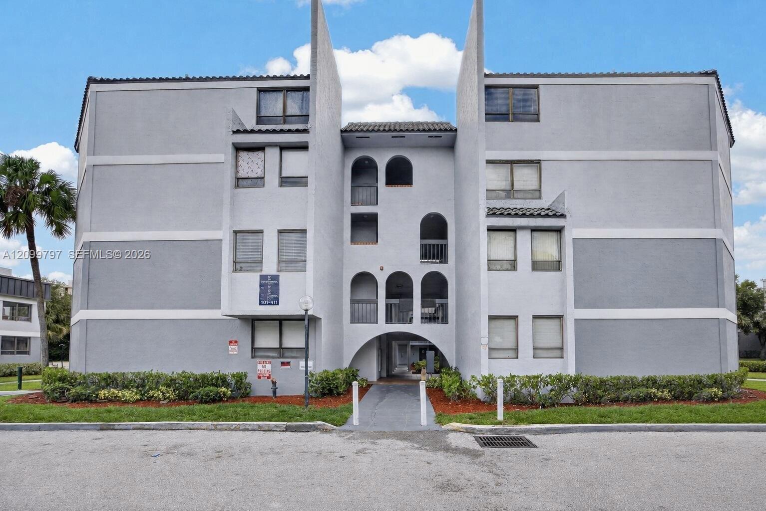 1750 N Congress Ave # 401