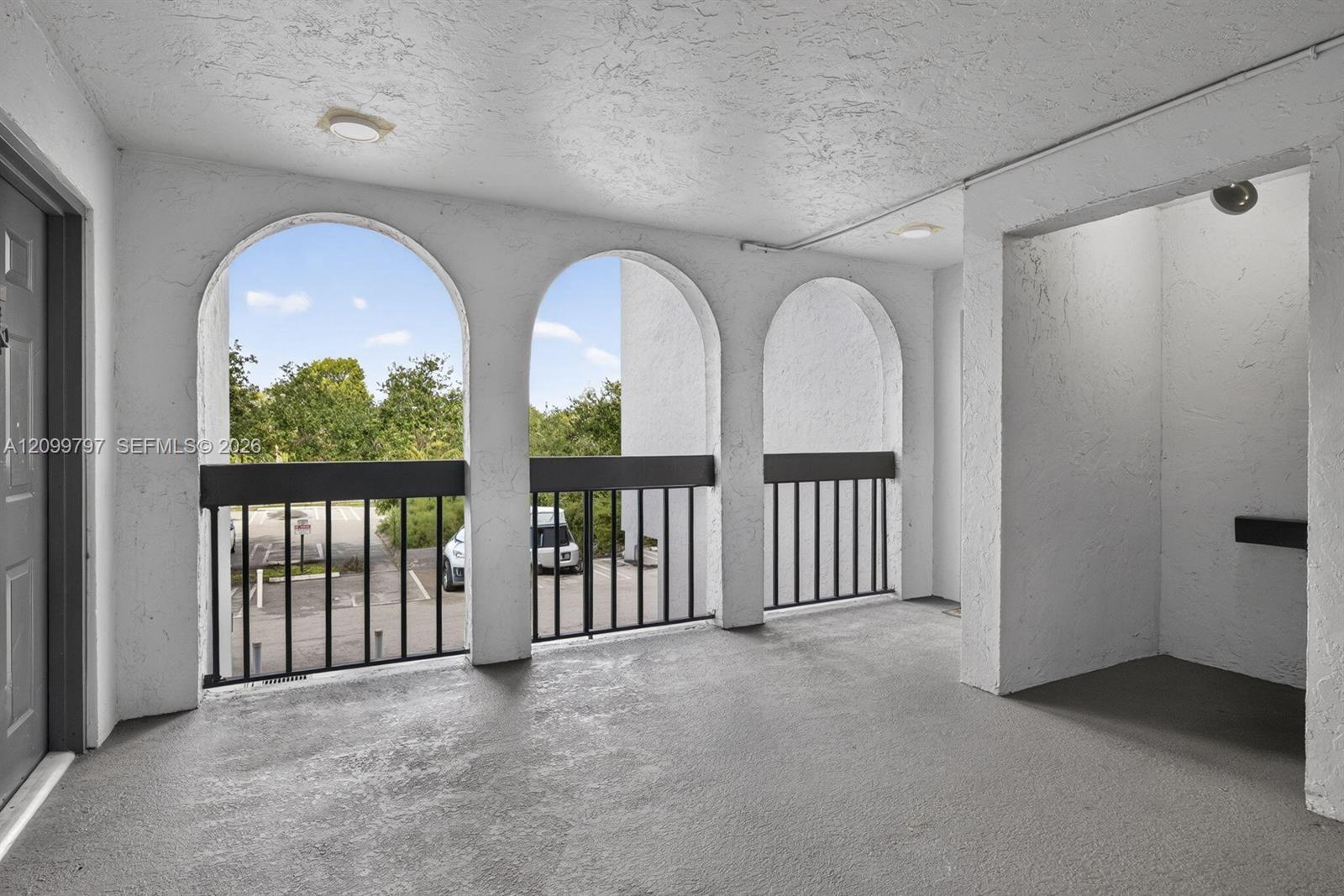 1750 N Congress Ave # 401