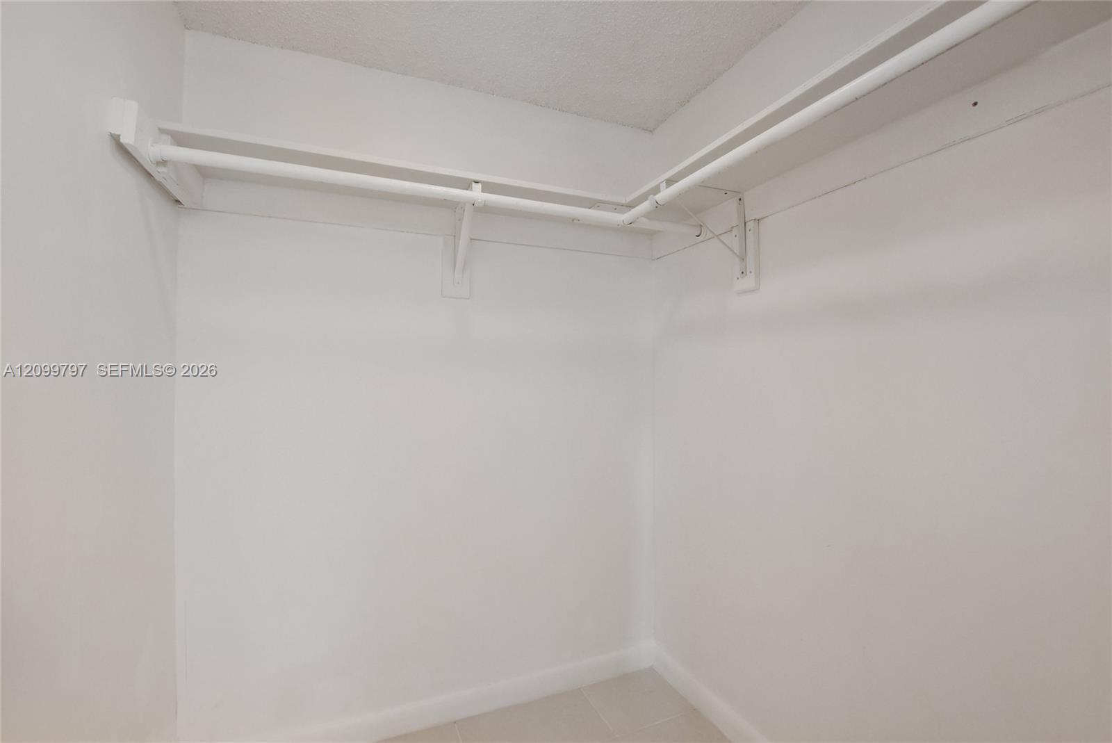 1750 N Congress Ave # 401