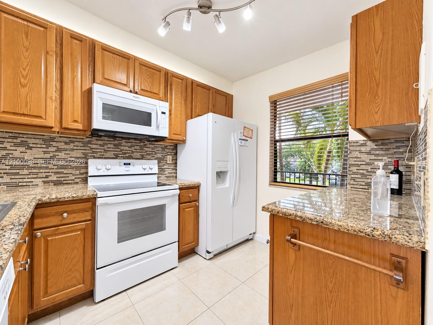 10402 Sunrise Lakes Blvd Unit: 201