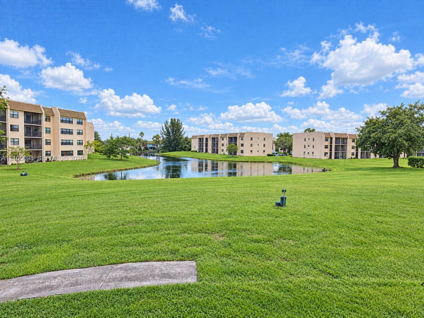 10402 Sunrise Lakes Blvd Unit: 201