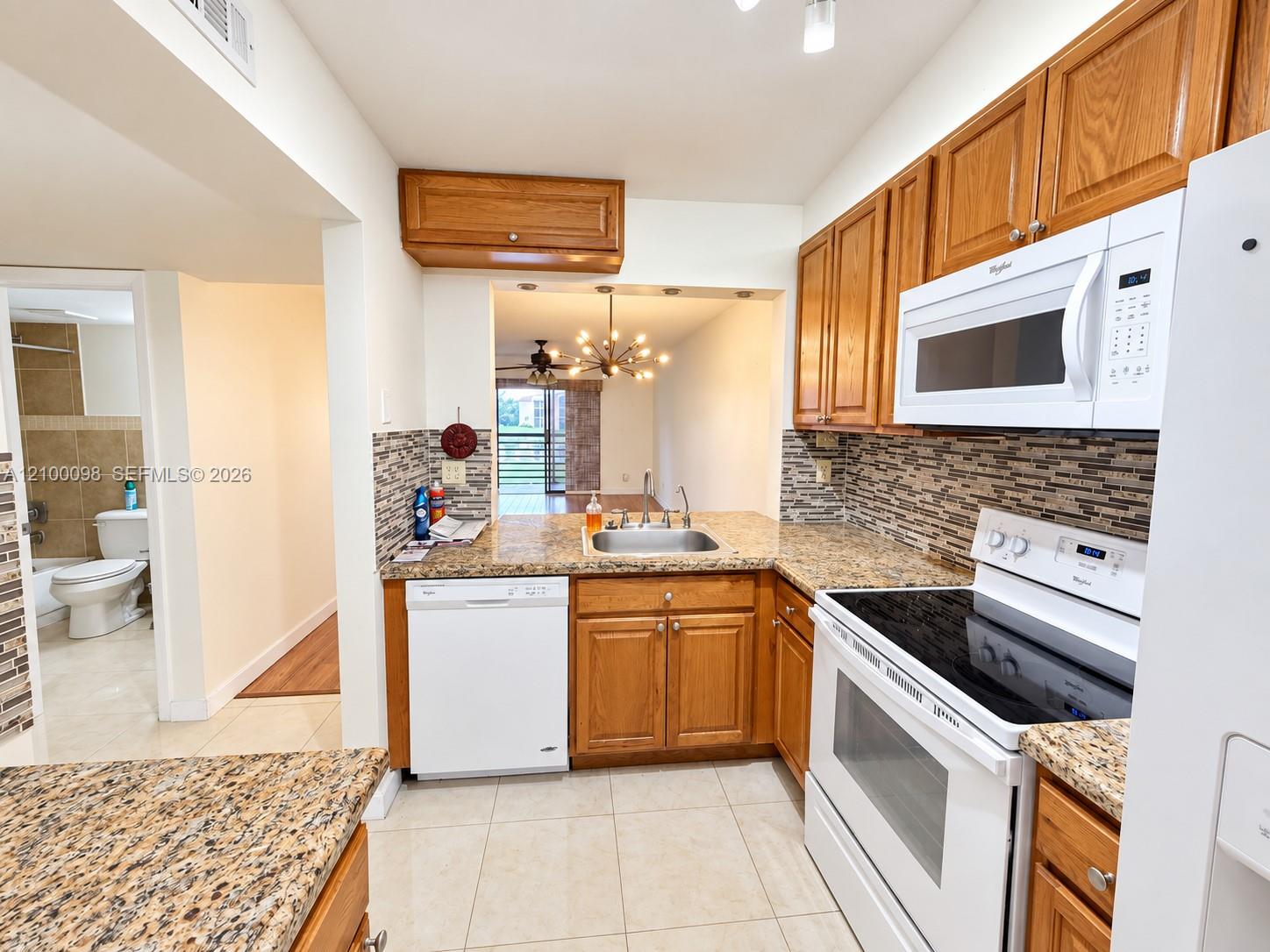 10402 Sunrise Lakes Blvd Unit: 201