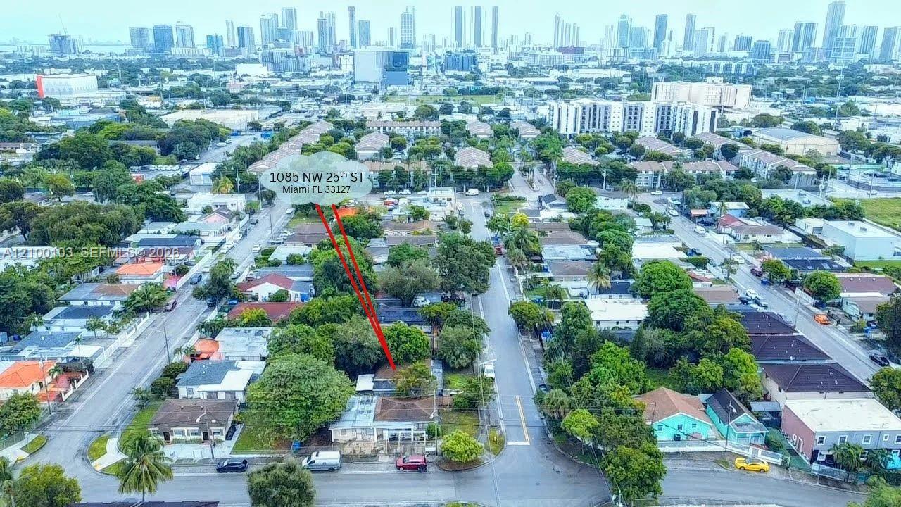 1085 NW 25th St