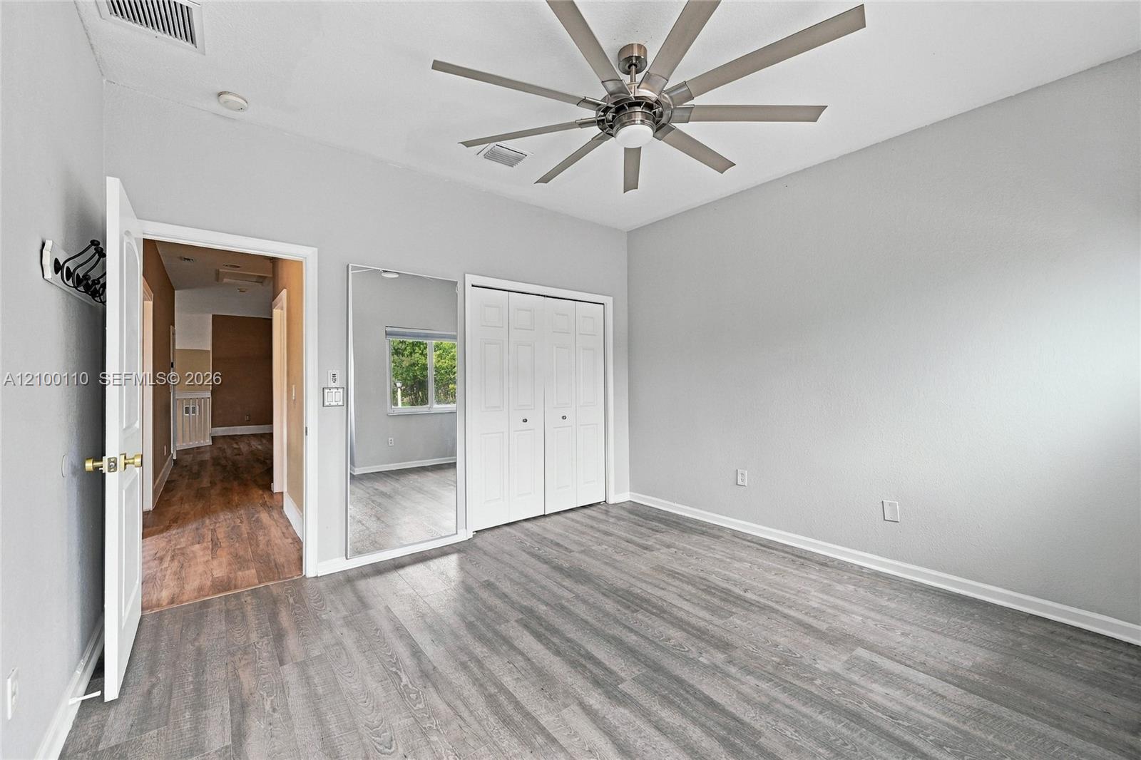 412 W Palm Aire Dr # 412