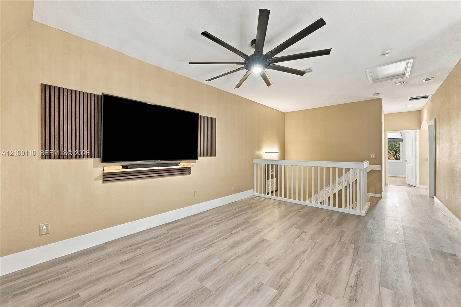 412 W Palm Aire Dr # 412