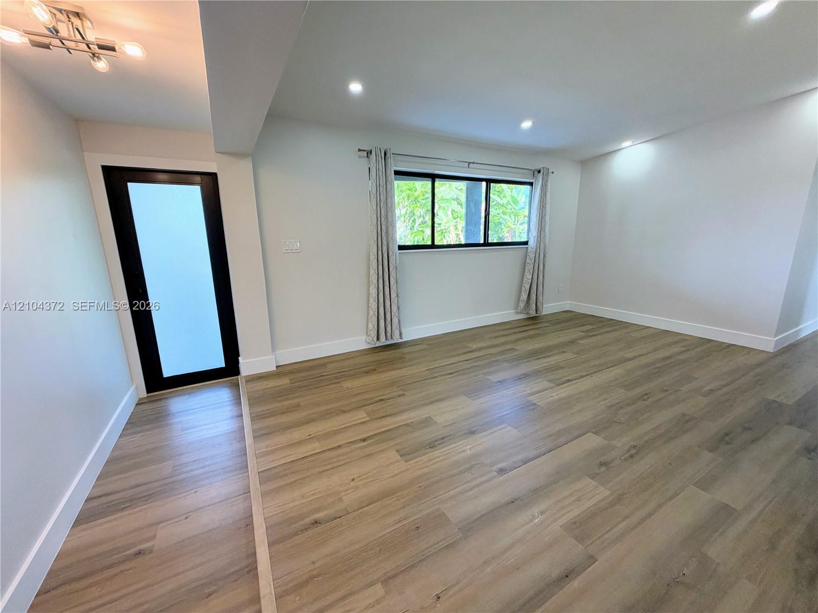 3260 NW 4th St