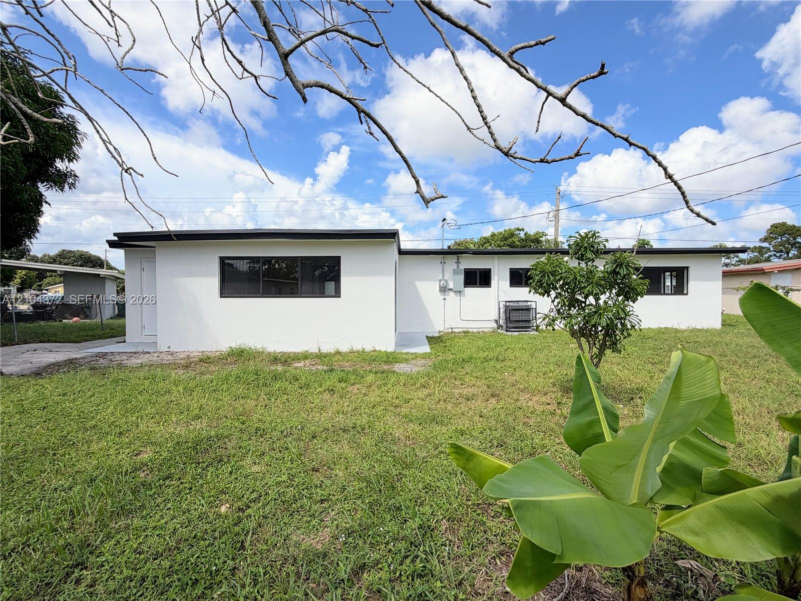 3260 NW 4th St