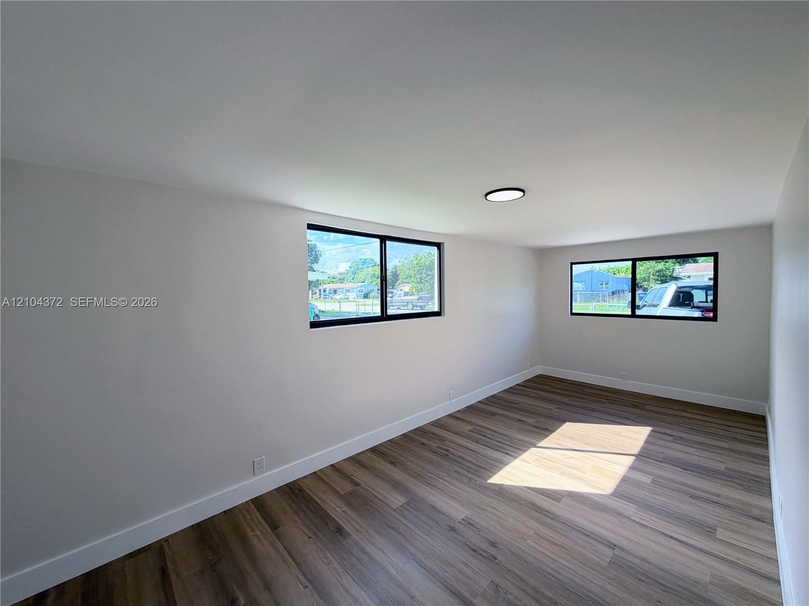 3260 NW 4th St