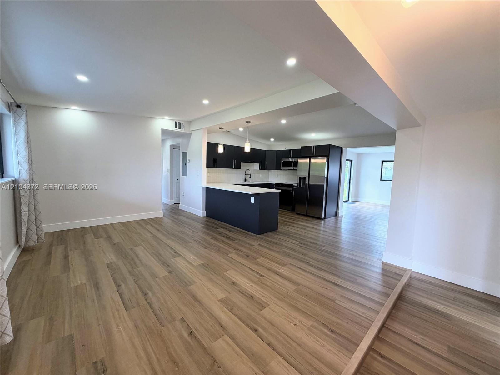 3260 NW 4th St