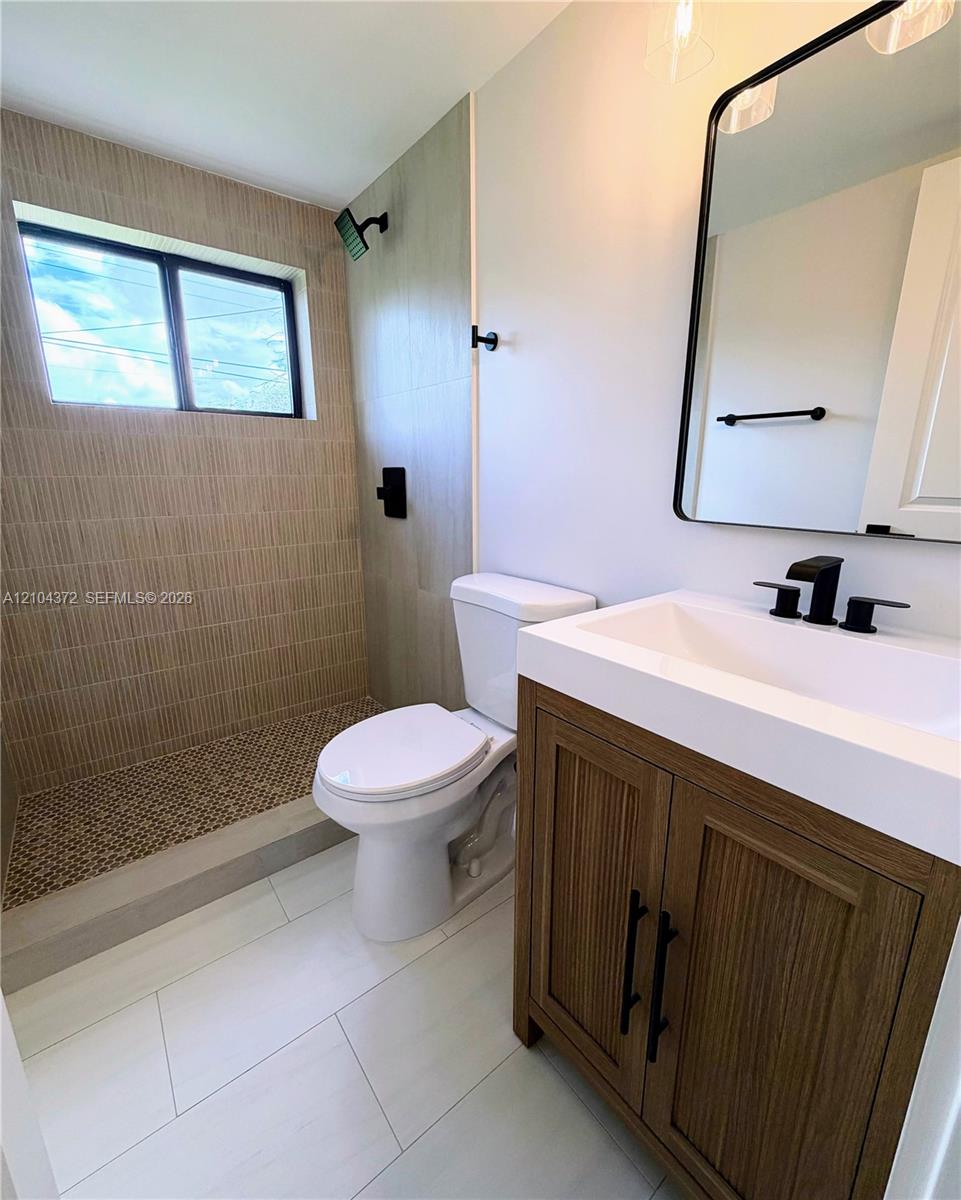 3260 NW 4th St