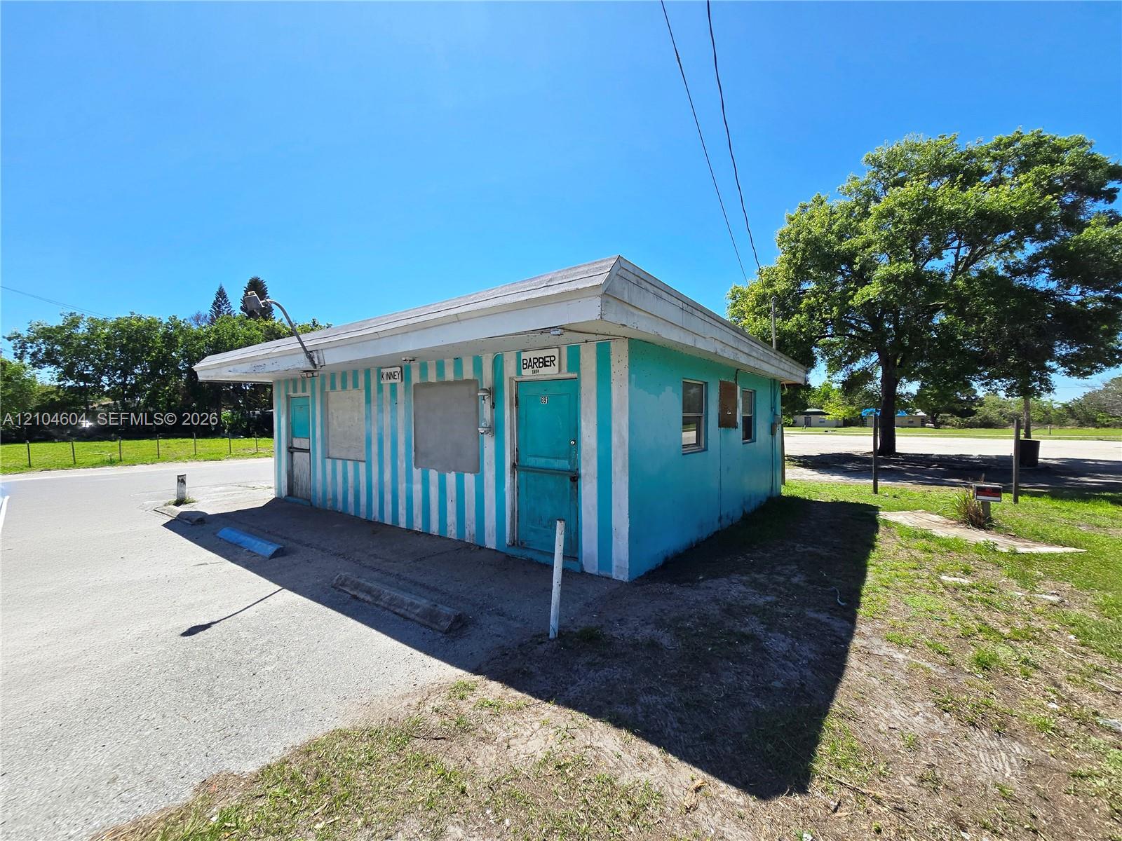 710 NE 14th Ave