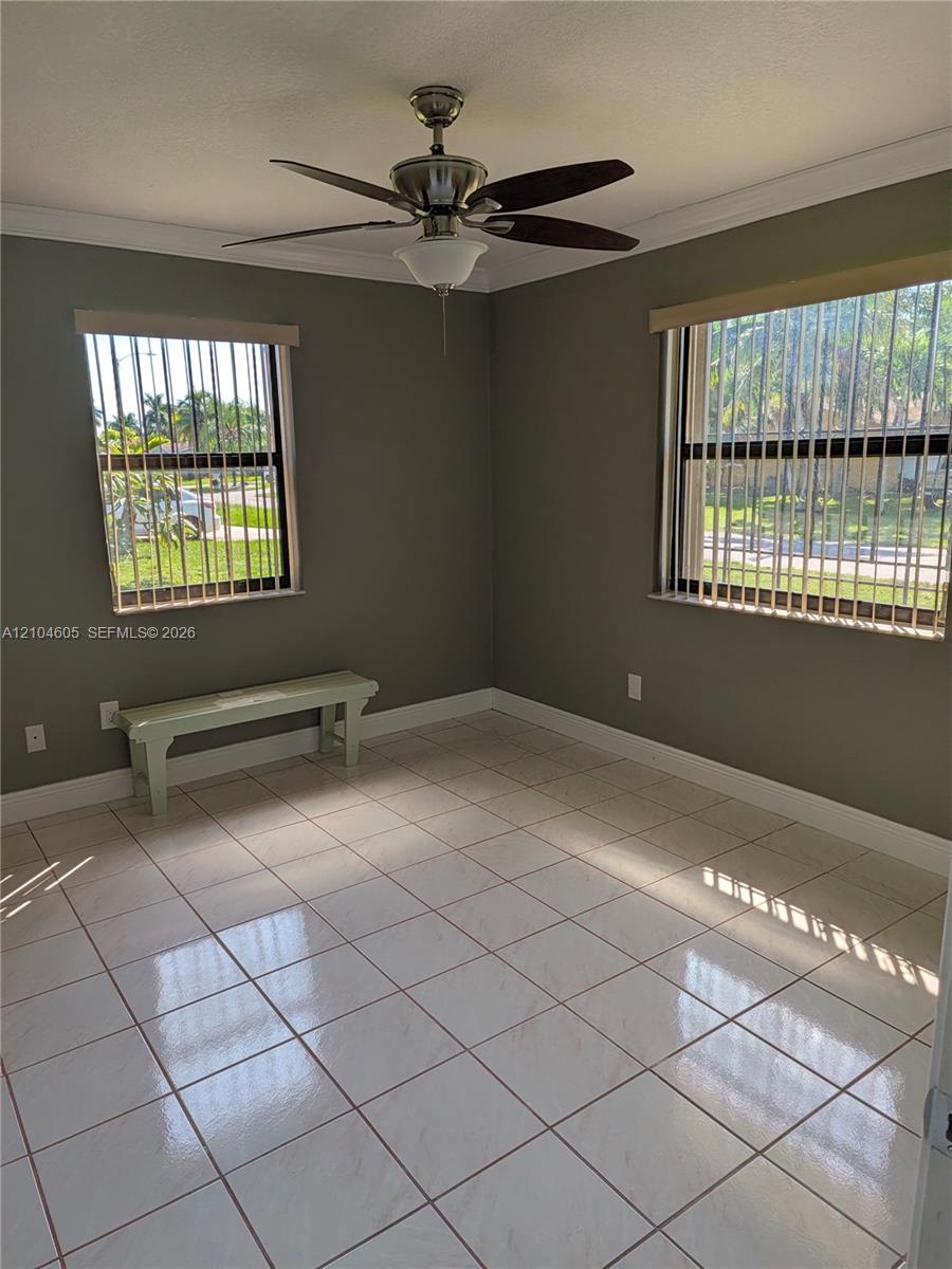 12601 SW 195th Ter