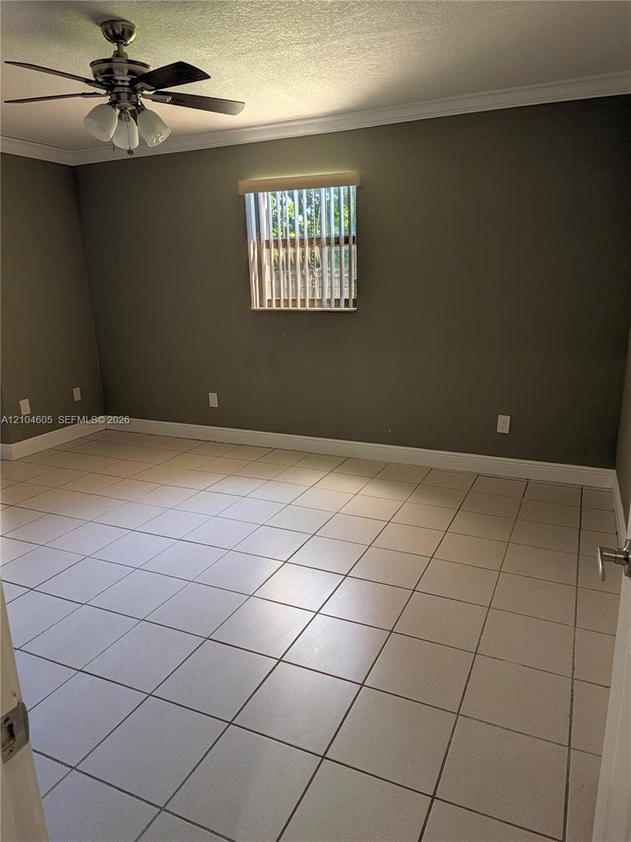 12601 SW 195th Ter
