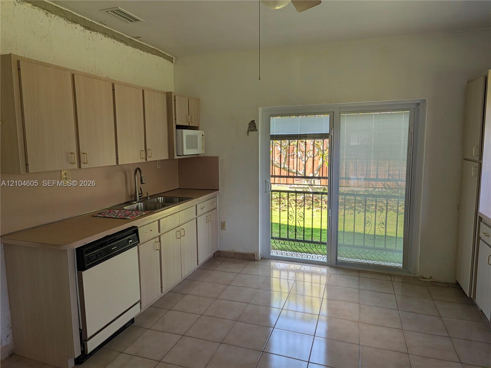 12601 SW 195th Ter