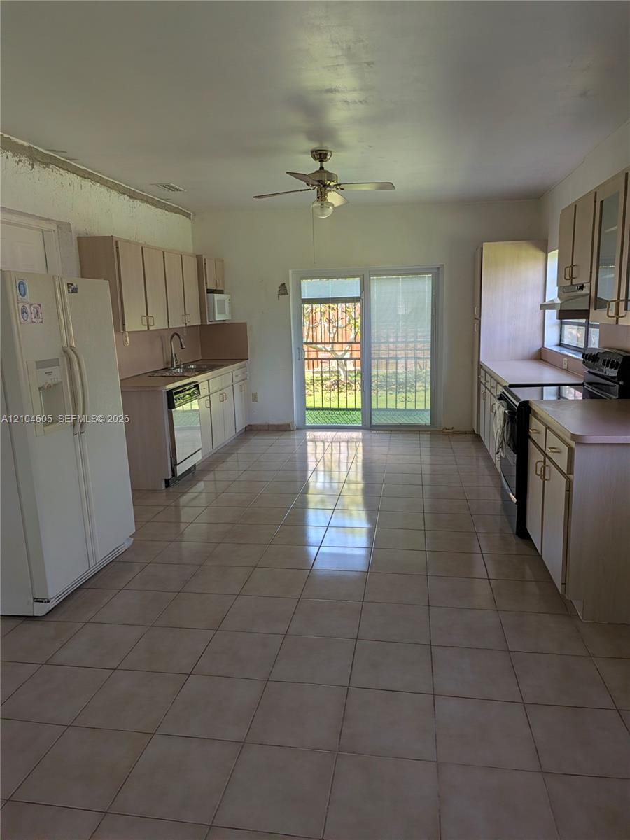 12601 SW 195th Ter