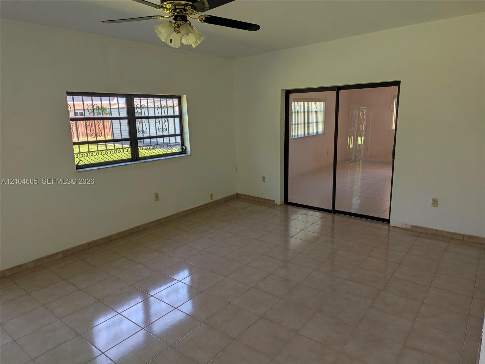 12601 SW 195th Ter