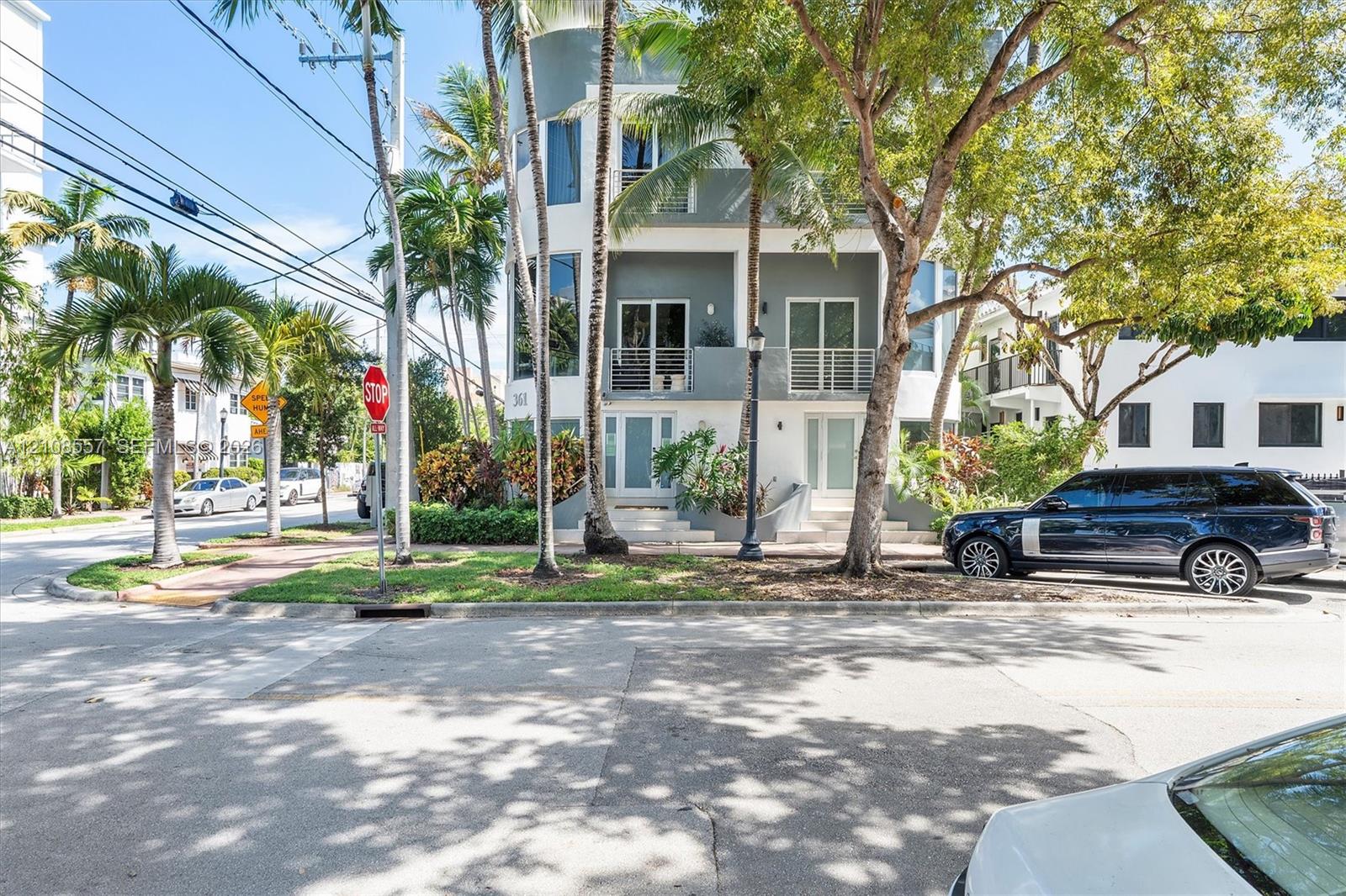 361 Jefferson Ave # 1