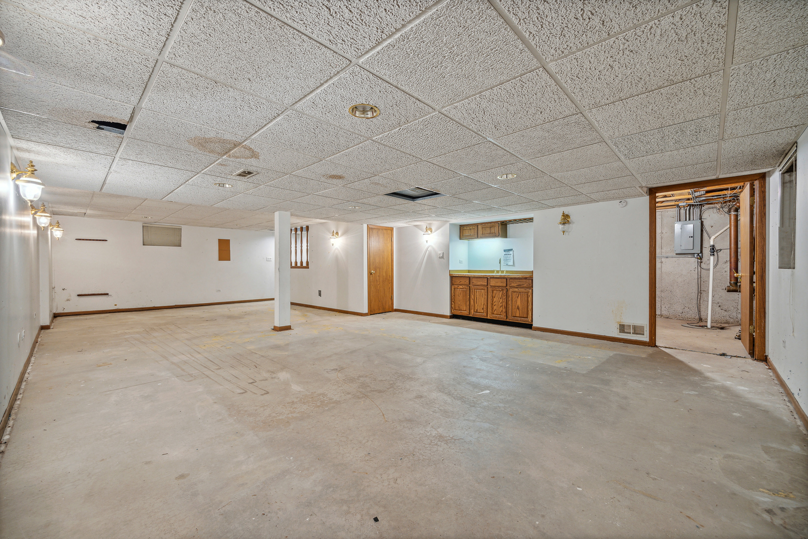 8181 W 143rd Street