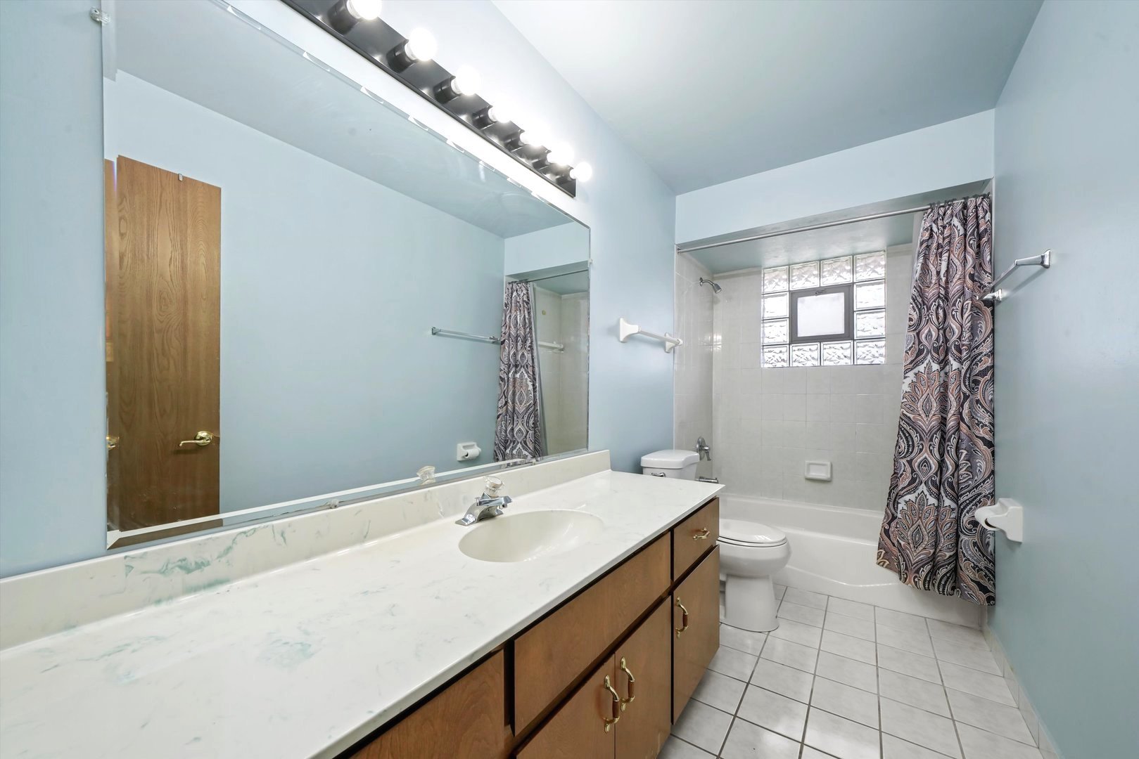 16155 Alexandria Drive