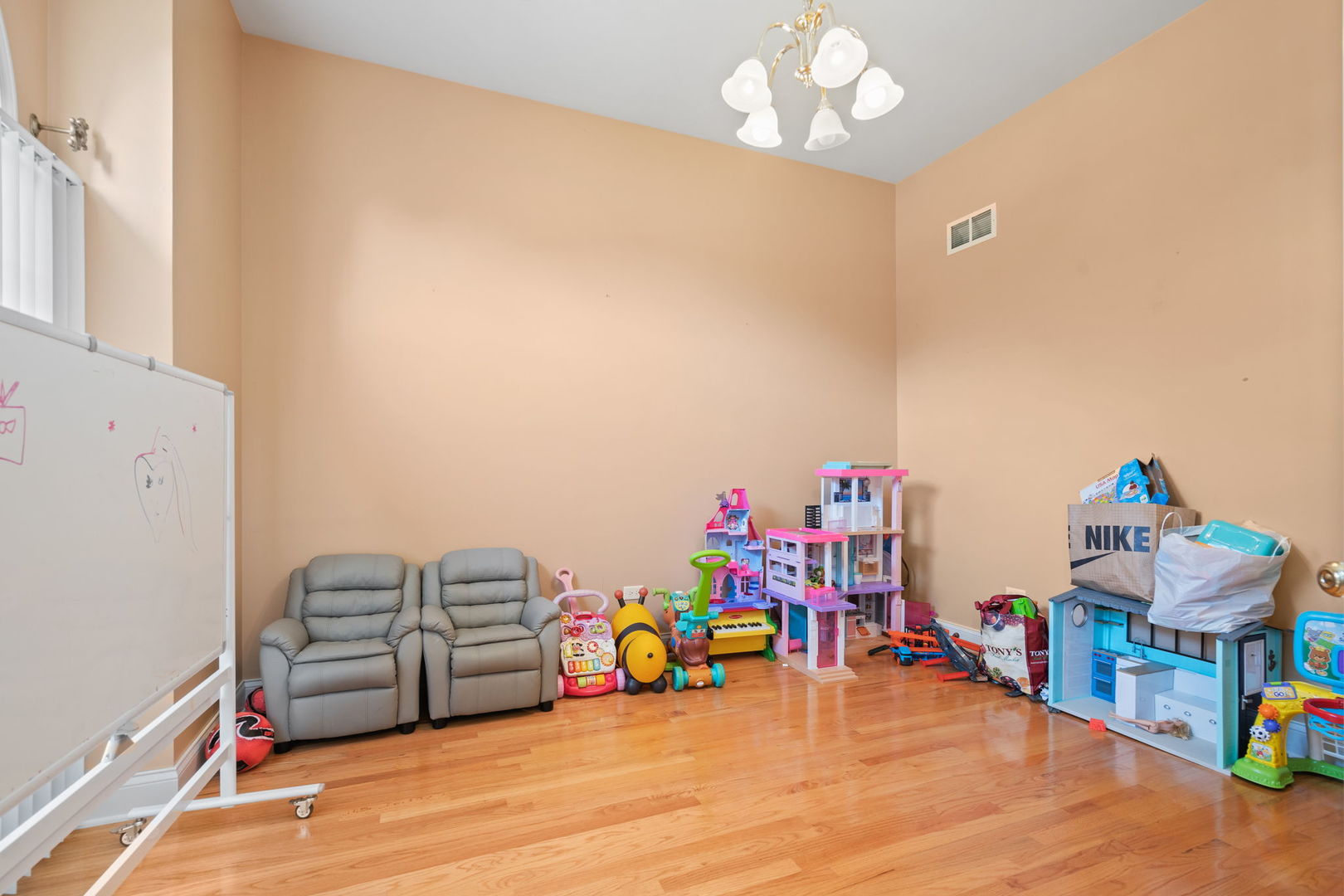 10629 Ridgewood Drive