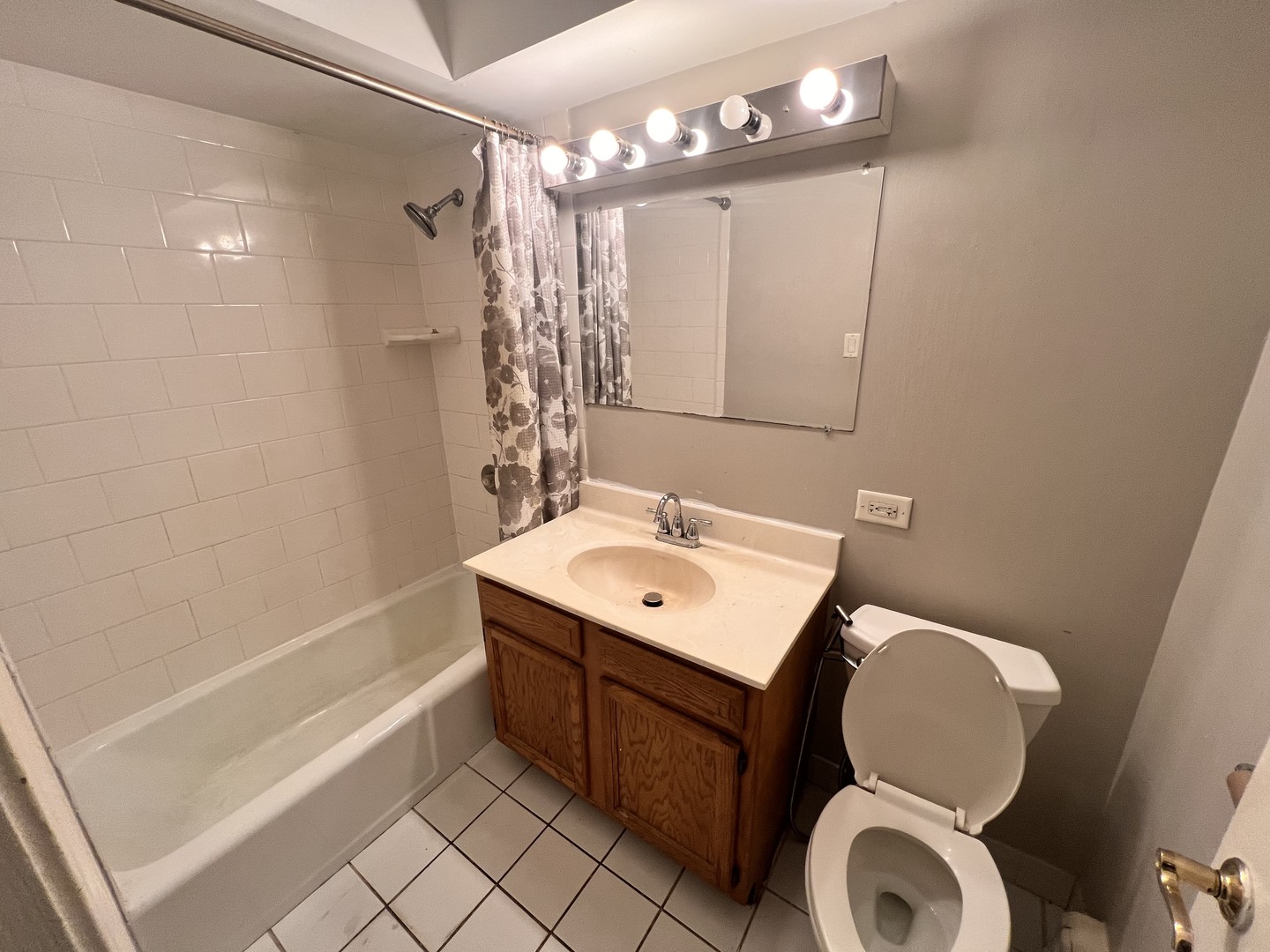 6440 PAMELA Lane Unit: 8