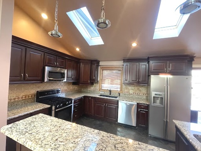7642 W 105th Street