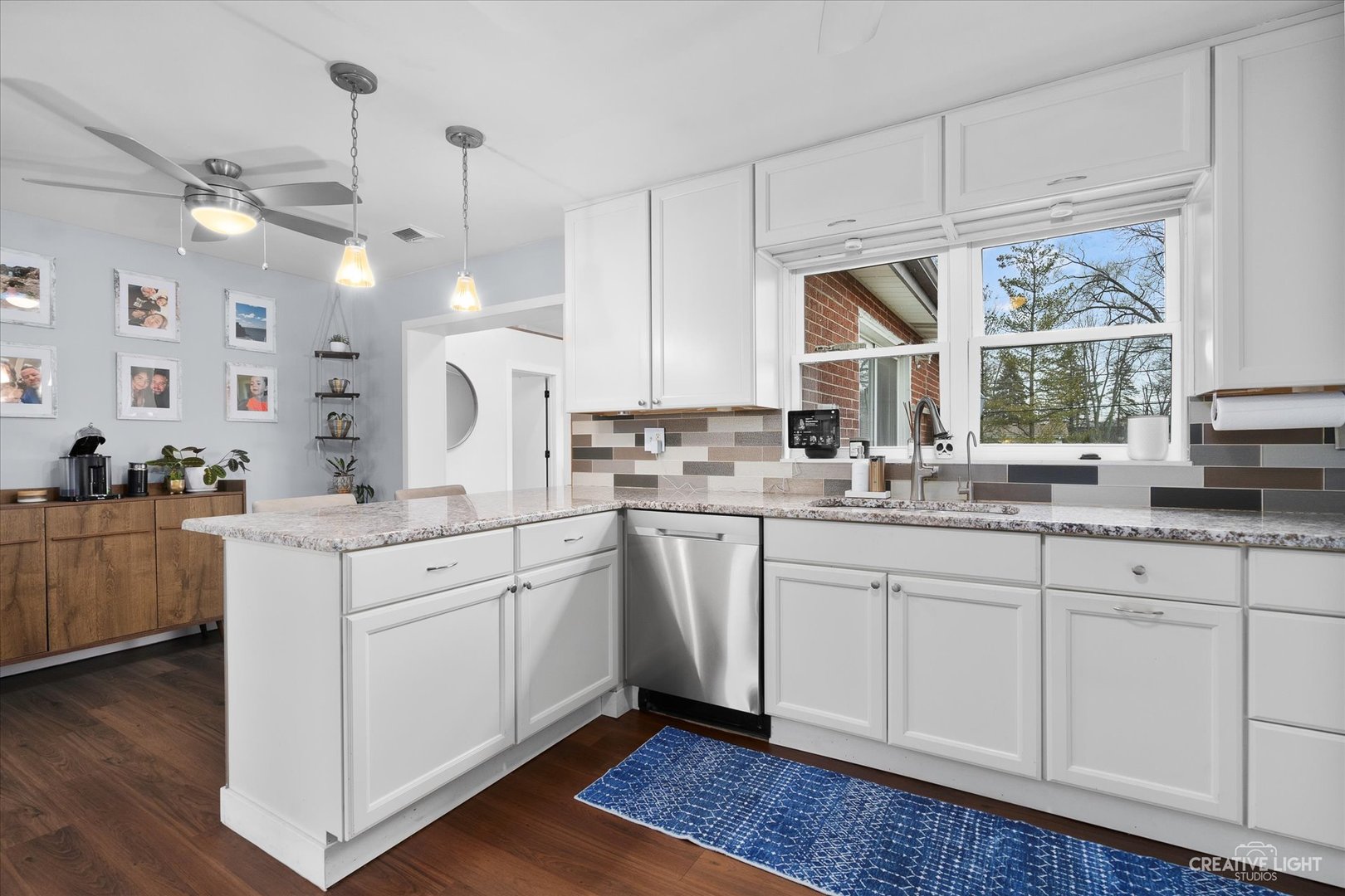 8728 W 96th Place
