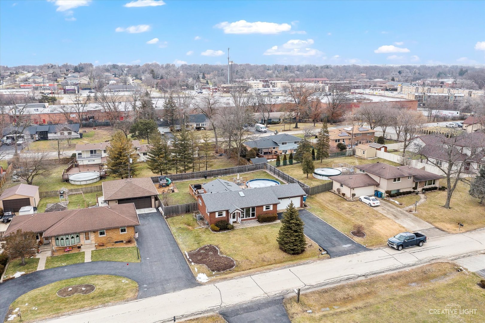 8728 W 96th Place