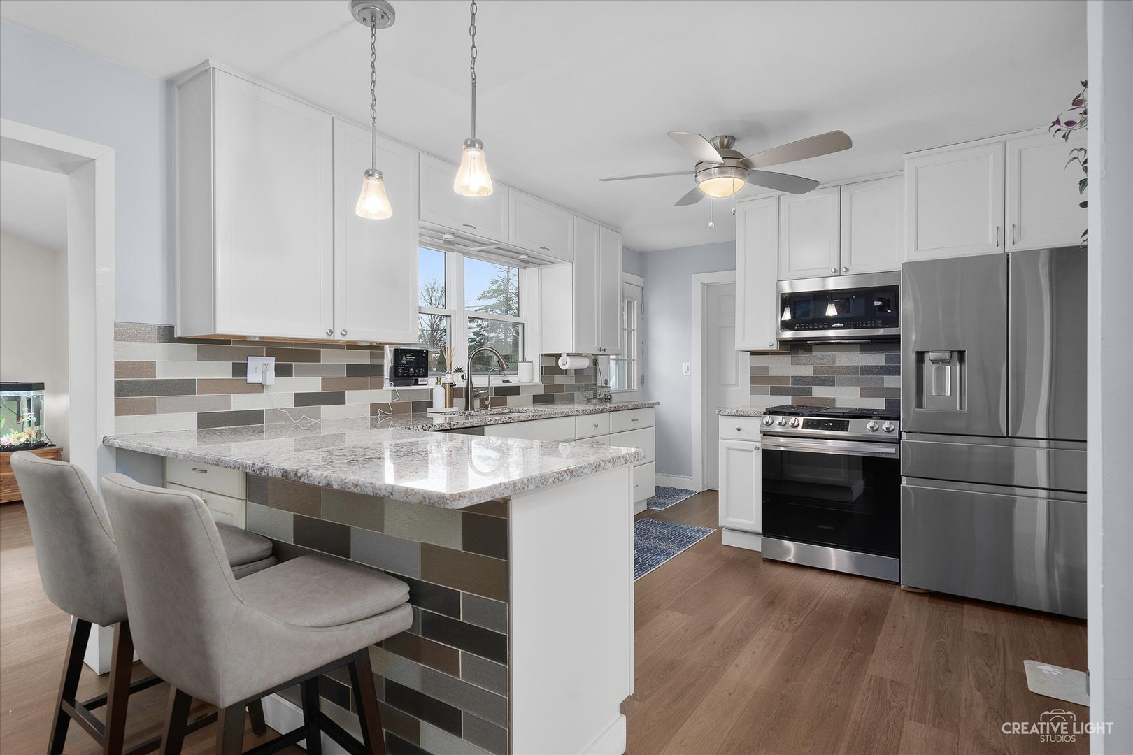 8728 W 96th Place